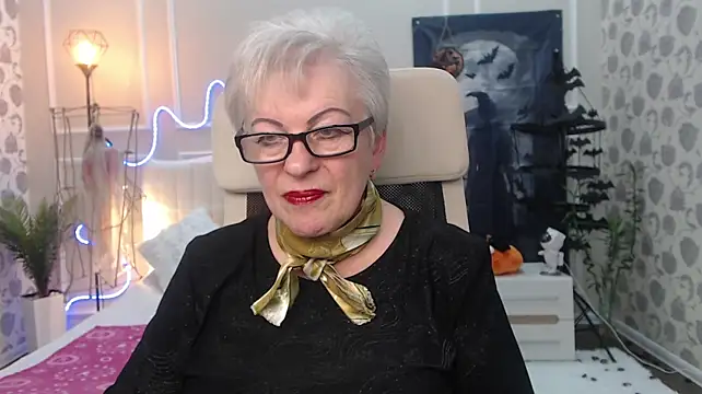 KayleSmoll – Naživo XXX chat
