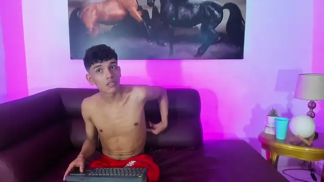 Litle_sweet_boys' Live XXX Chat