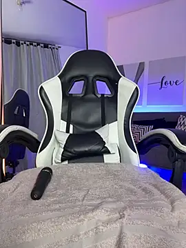 Samir_bear's Live XXX Chat
