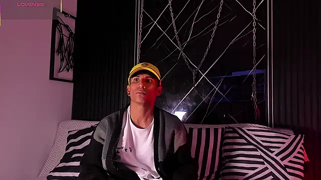 ChrisWells Live XXX-chat