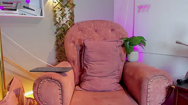 _taylor_black 라이브 XXX 채팅