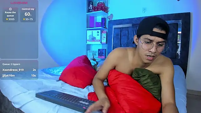 StevenSmith18 Live XXX-chat