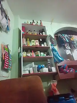 Chat +18 de emlioooo ao vivo
