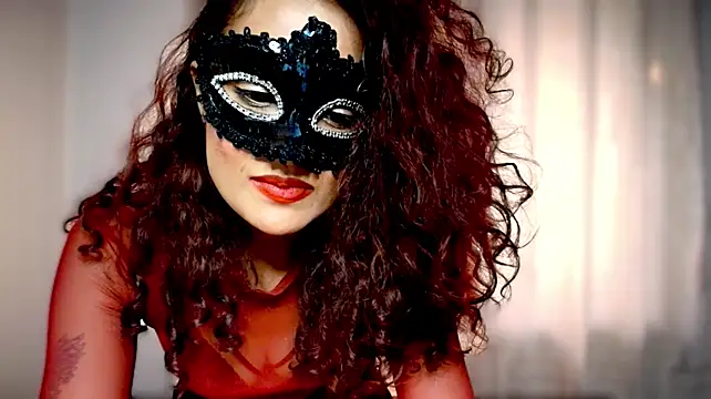 צ'אט XXX בשידור חי של ScarletSeductive