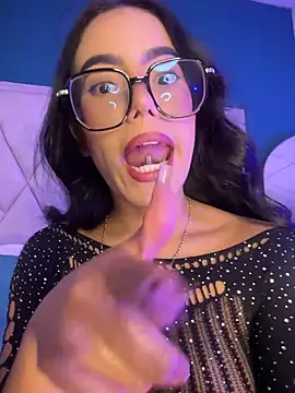 TopDollXXX's Live XXX Chat