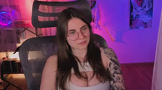 Chatroom XXX en direct de _AnnaStark_