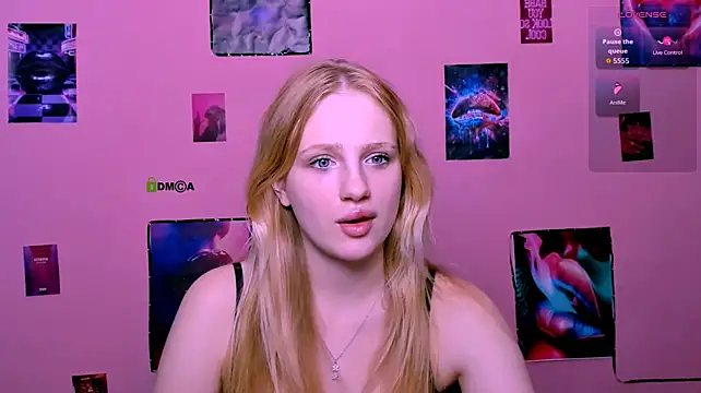 carolina_cold élő XXX-chatje