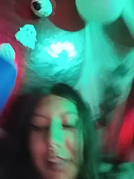 دردشة missashlyrosette الجنسية المباشرة
