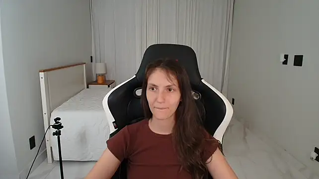 Chatroom XXX en direct de upssnowy