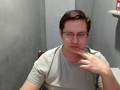 Czat XXX na żywo – Max_Marlinn