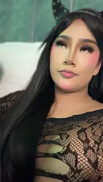 Chat +18 de Vale_Prada ao vivo