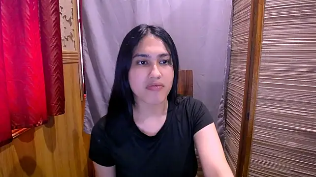 แชท XXX สดของ hugecock_cortesi