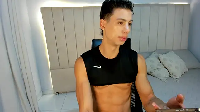 JustPhantom Live XXX Chat