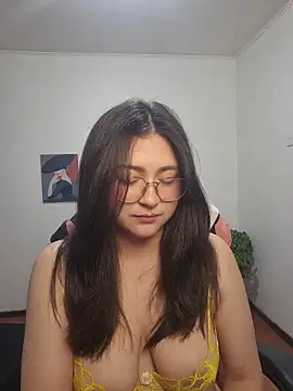valentinauwu Live XXX-Chat