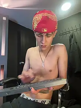 MikeHunteern Live XXX chat