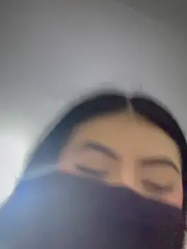 zharaaa18 – Naživo XXX chat