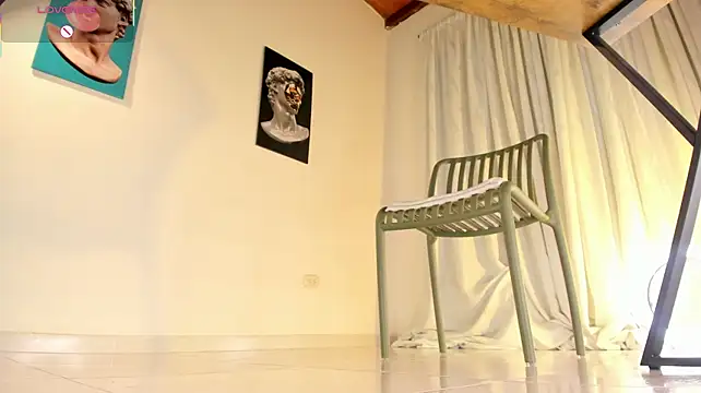 ArchieCollins' Live XXX Chat