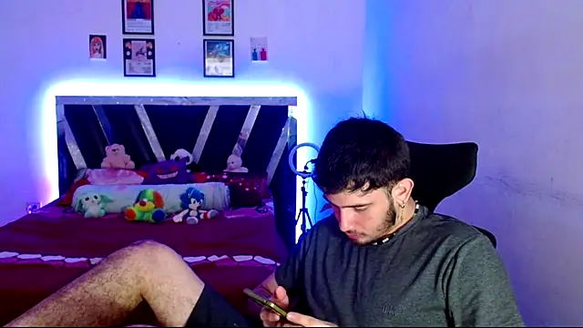 Sebasxxl12's Live XXX Chat