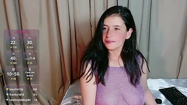 Zara_Fire's Live XXX Chat