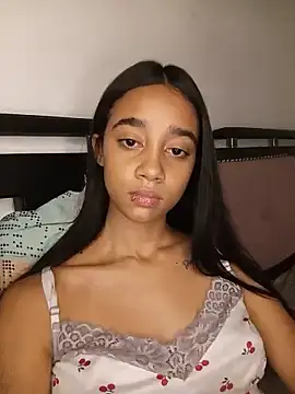 Zoe_Sweett18 – Naživo XXX chat