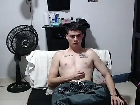 XXX chat uživo modela Zac_Efront