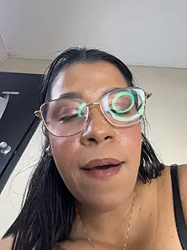Marianna_uzcategui – Naživo XXX chat