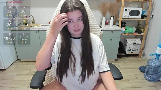 LinaElasm's Live XXX Chat