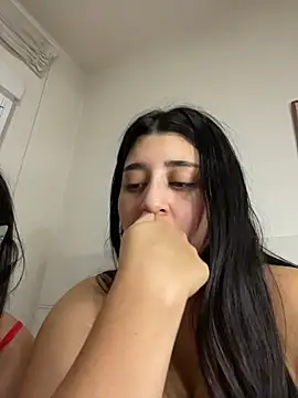 Chat XXX en directo de SashaLuss_