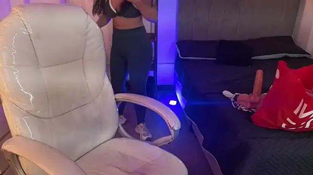Živý XXX chat iam_sofiia