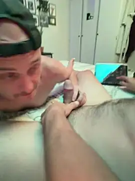 دردشة 2hornyguyz الجنسية المباشرة