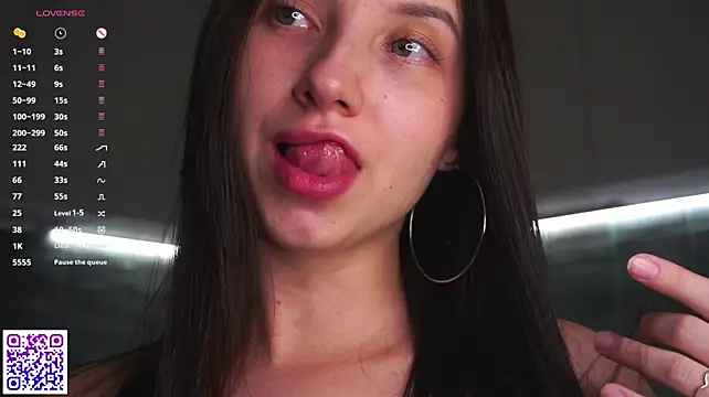 DaisyBlaze – Naživo XXX chat