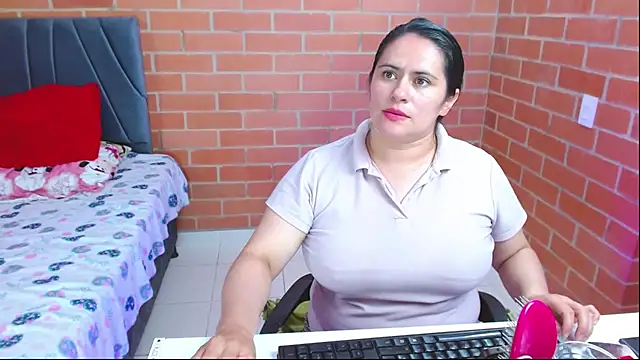 Czat XXX na żywo – Paula__111