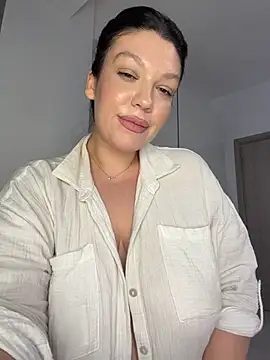 Chatroom XXX en direct de ClaraPasssion