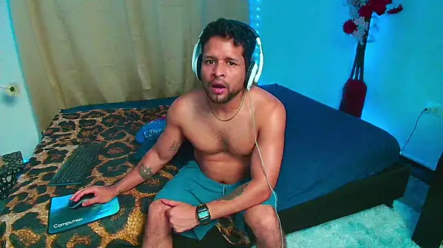 LucasGaeel live XXX chat