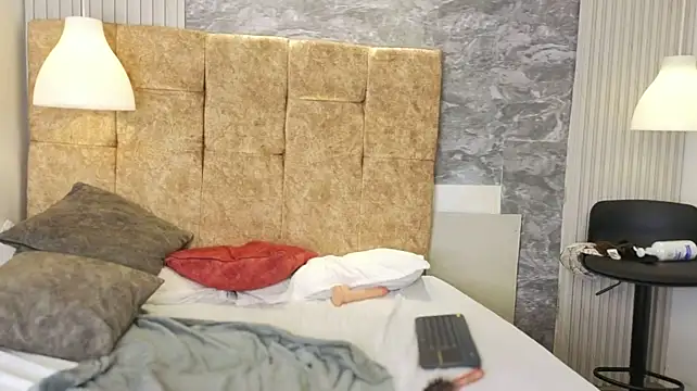 Lilith_Scarlett – Naživo XXX chat