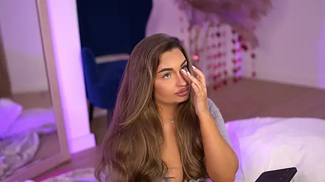 MillaSerene_'s Live XXX Chat