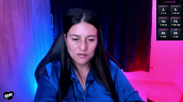 Saskyaa Chat XXX live