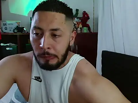 Spilios_low – Live XXX-chat