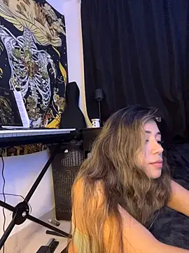 Chat XXX ao vivo de aimi_art1