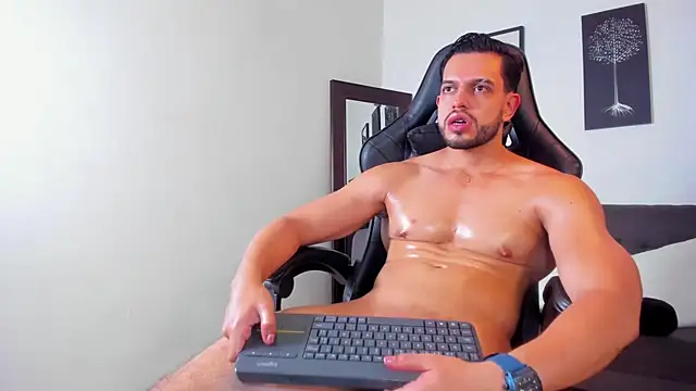 XXX chat uživo modela Justin_kingX7