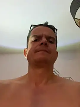deskriptive live XXX chat