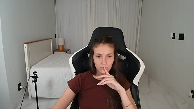 upssnowy live XXX chat