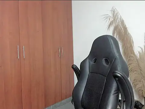 evansdark01 live XXX chat