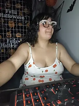JuliSweet's Live XXX Chat