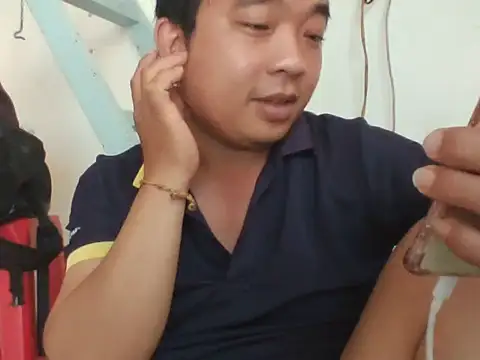 แชท XXX สดของ Palatable69-VN