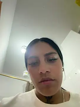 Emili_candy XXX чат на живо
