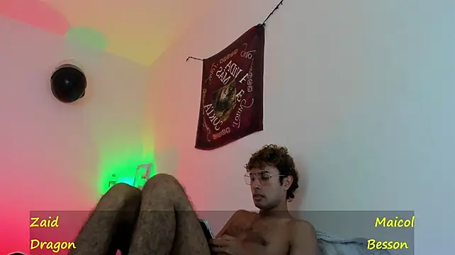 safeworld_ élő XXX-chatje