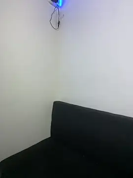 LuiguiMoore Webcam show