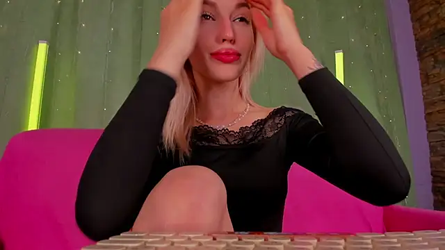 LisaFoxyMe লাইভ XXX চ্যাট