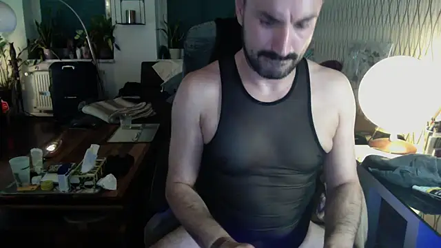 XXX chat uživo modela tomz0819